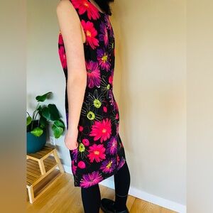 Vintage 80’s sleeveless dress-size 14